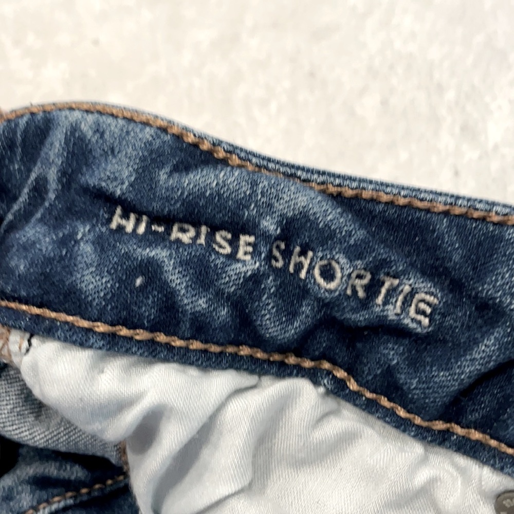 American Eagle “Hi-Rise Shortie” Distressed Shorts - Picture 3 of 4